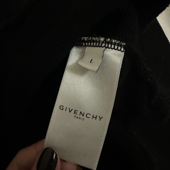 Givenchy pullover sweater - Picture 4 of 7